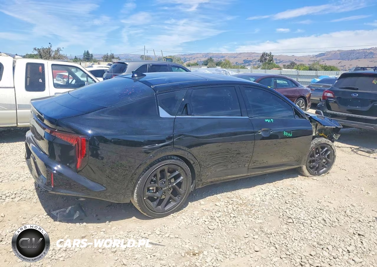 2025 Kia K4 Gt-Line Turbo VIN:3KPFW4DC1SE098129 - 3