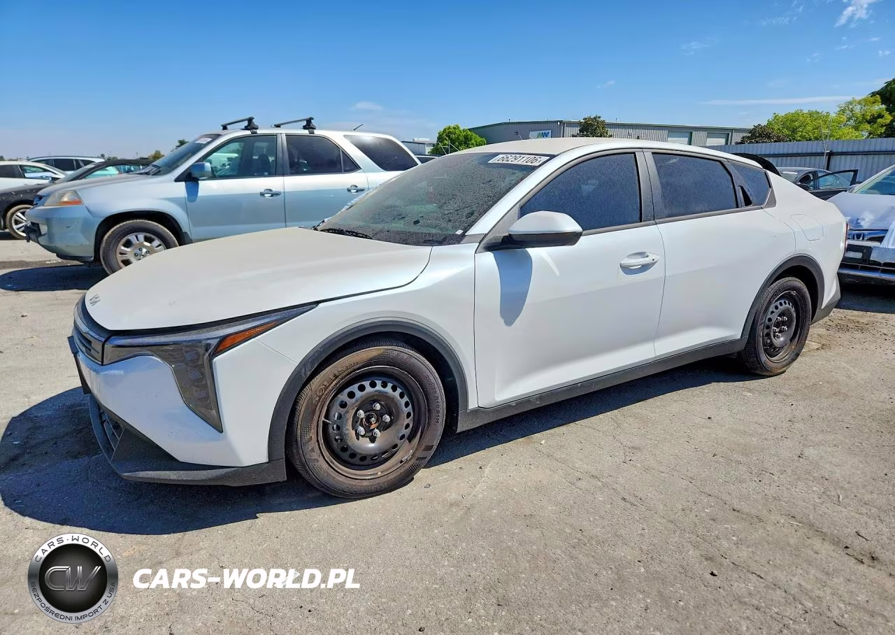 2025 Kia K4 Lx VIN:3KPFT4DE4SE179393 - 1