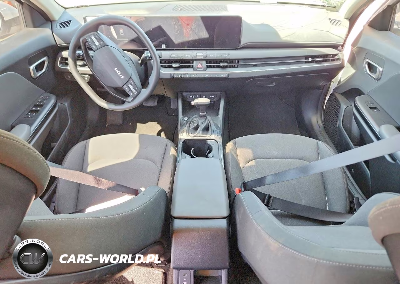 2025 Kia K4 Lx VIN:3KPFT4DE4SE179393 - 8