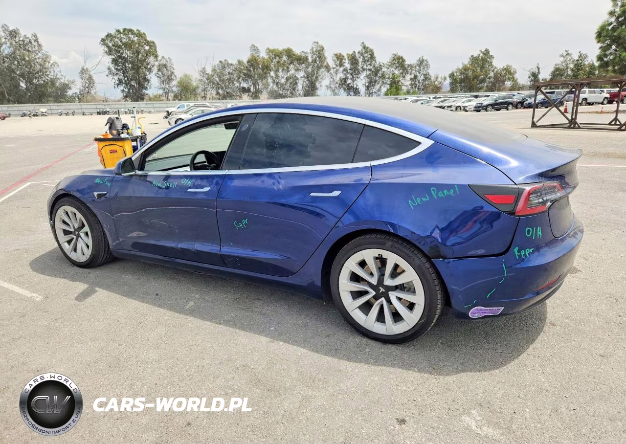 2018 Tesla Model 3 VIN:5YJ3E1EB8JF147734 - 2