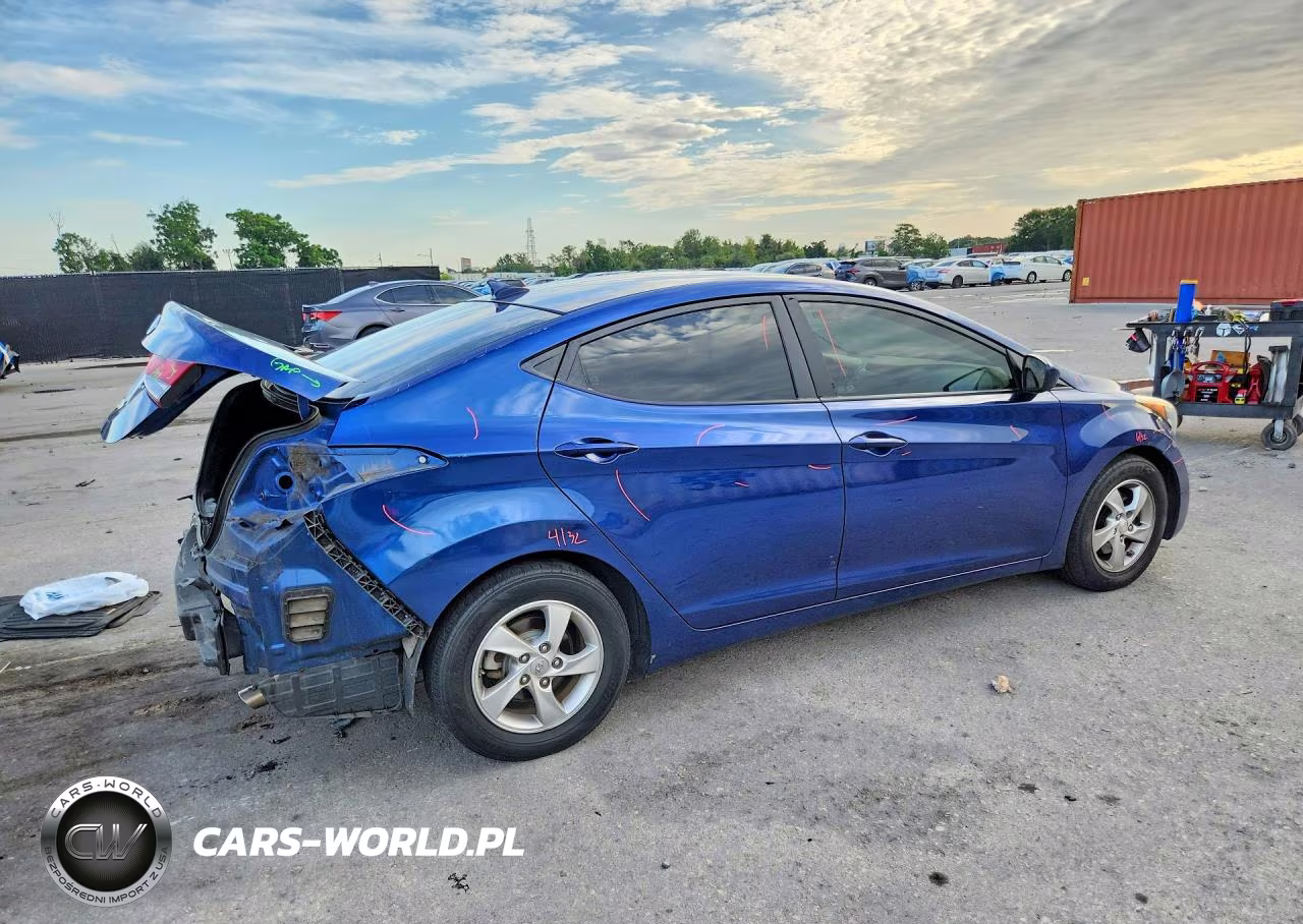 2015 Hyundai Elantra Se VIN:5NPDH4AEXFH566223 - 3