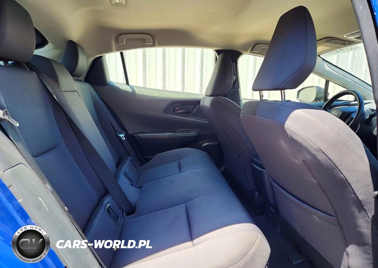 2024 Toyota Prius Le VIN:JTDACAAU0R3021140 - 10