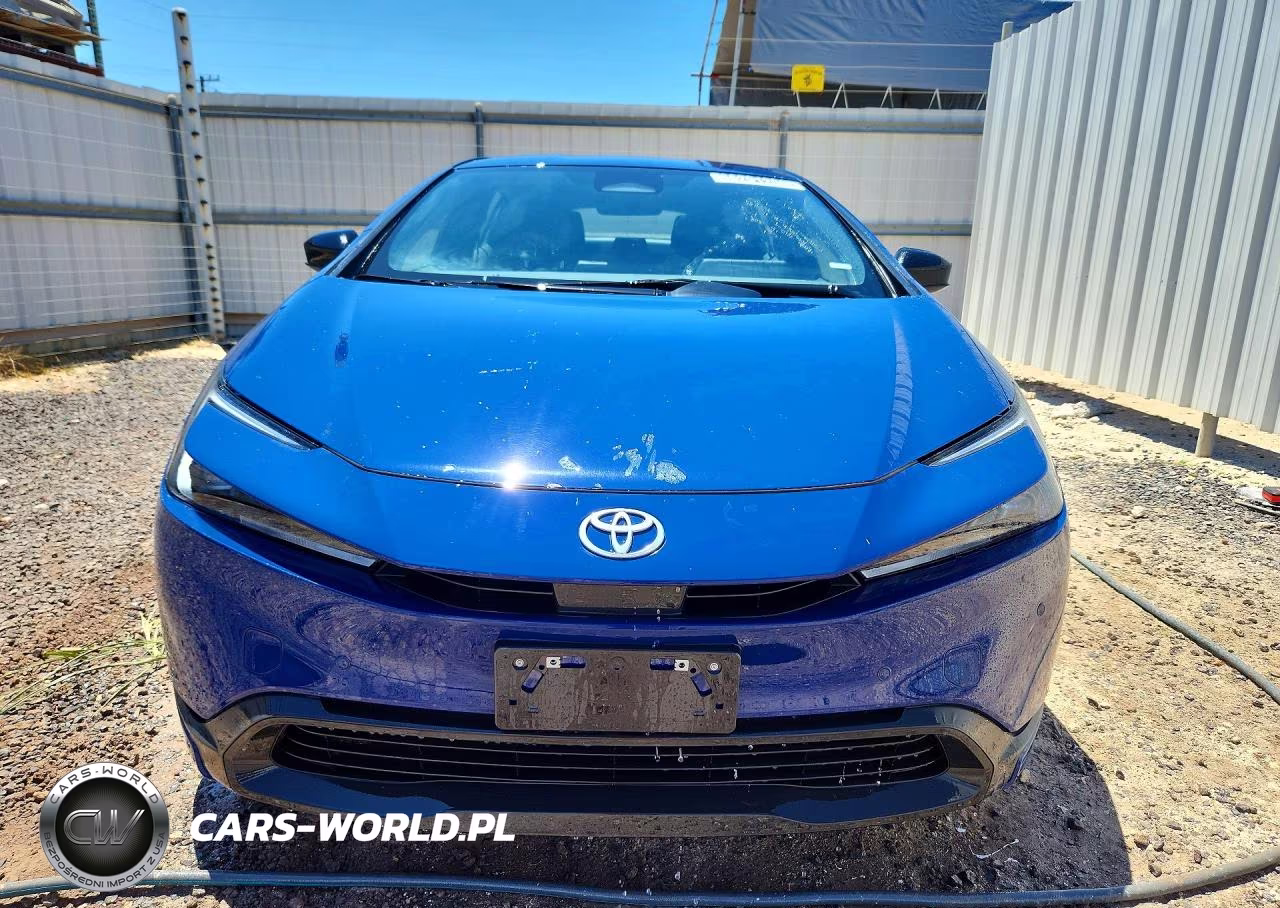 2024 Toyota Prius Le VIN:JTDACAAU0R3021140 - 5