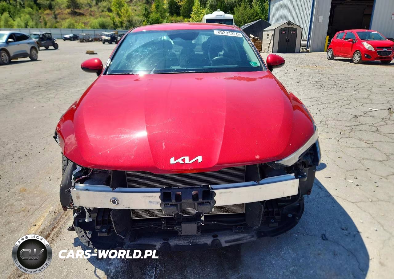 2025 Kia K5 Lxs VIN:KNAG24J72S5358408 - 5