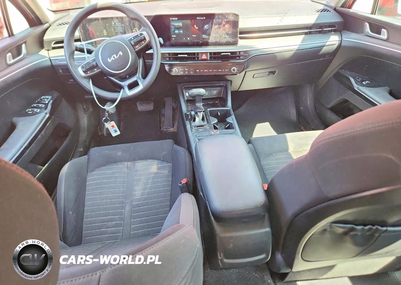 2025 Kia K5 Lxs VIN:KNAG24J72S5358408 - 8