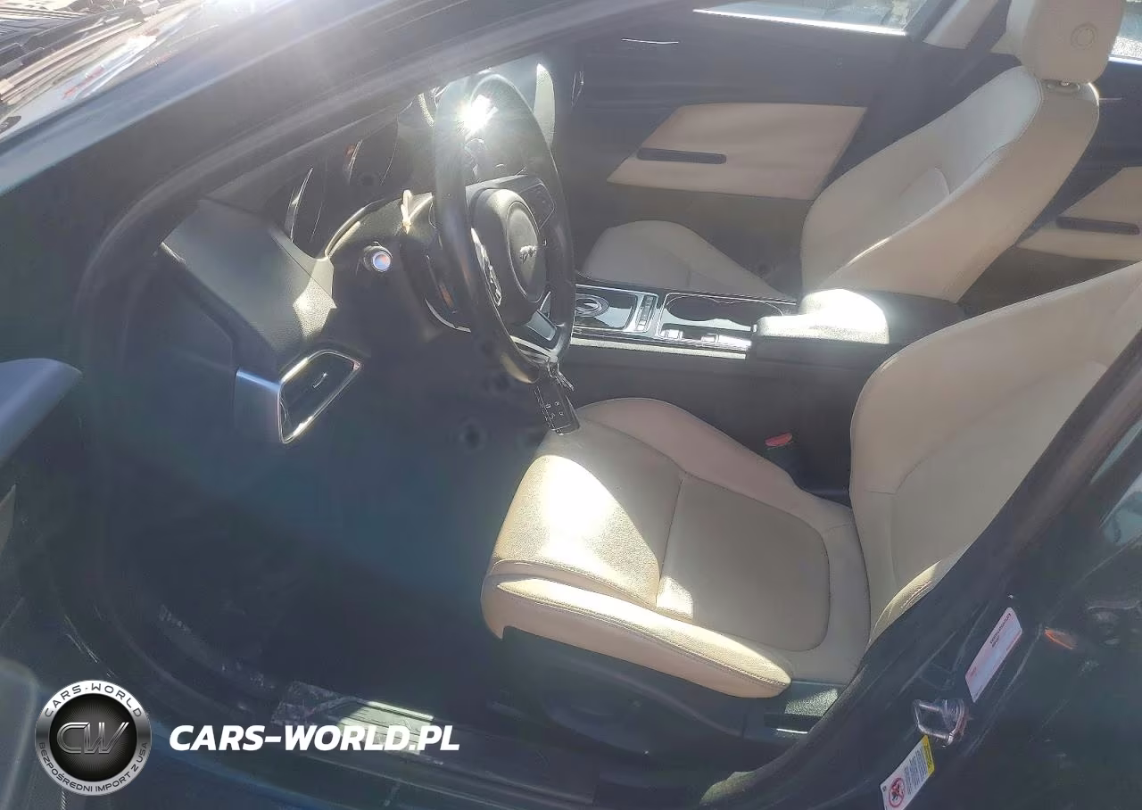 2017 Jaguar Xe Premium VIN:SAJAD4BV3HA972188 - 7