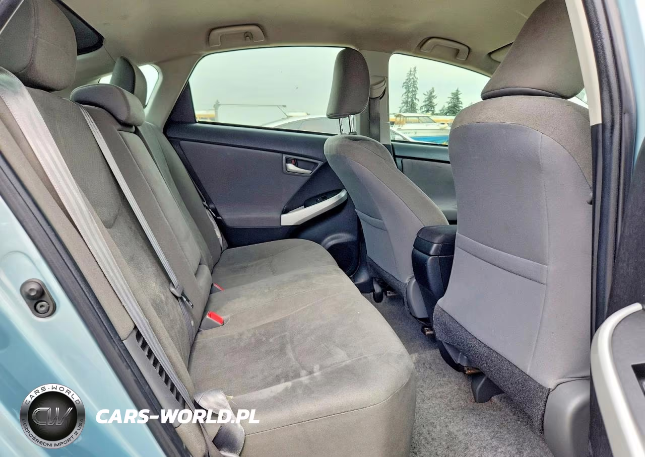 2015 Toyota Prius Three VIN:JTDKN3DU5F1891656 - 11