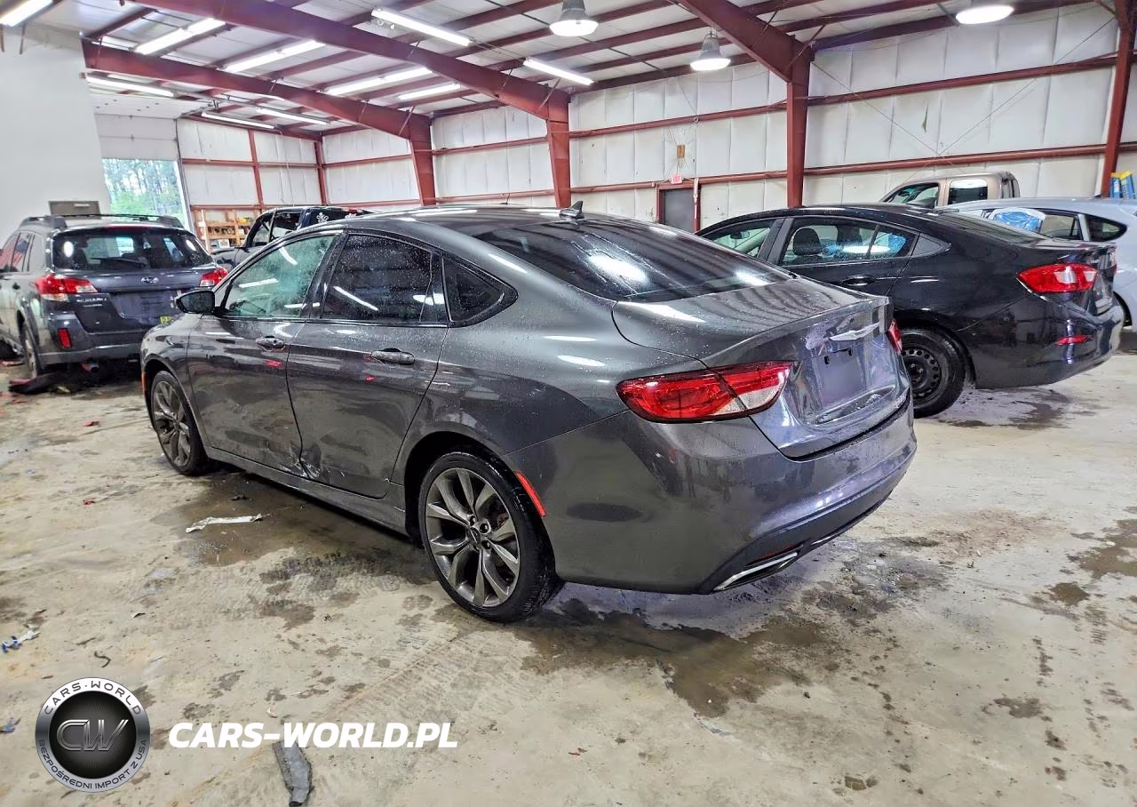 2015 Chrysler 200 S VIN:1C3CCCBG4FN677438 - 2