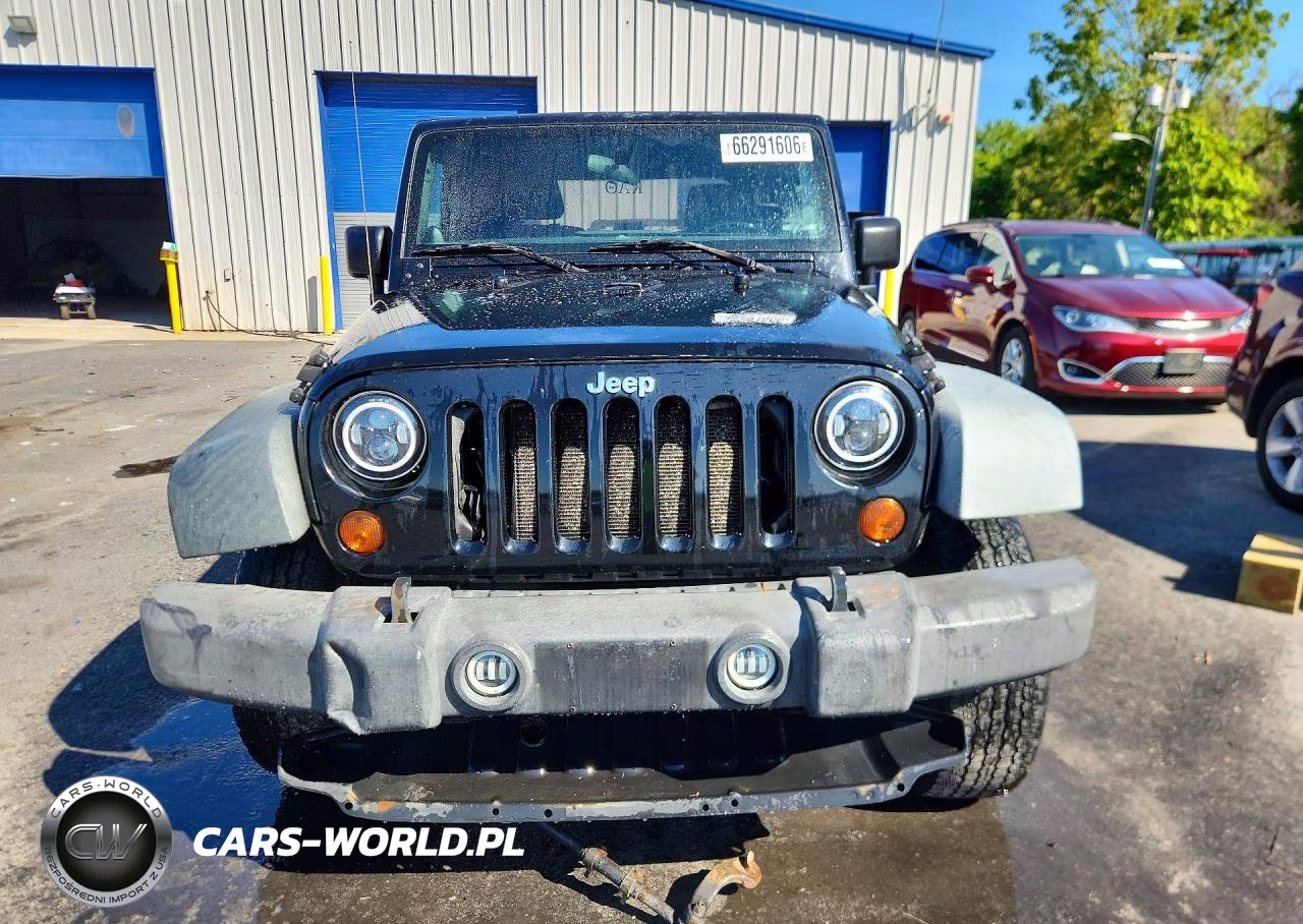 2011 Jeep Wrangler Sport VIN:1J4AA2D10BL628202 - 5