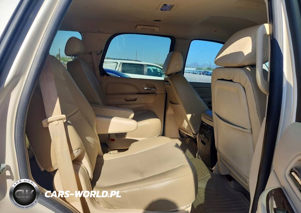 2007 Cadillac Escalade Luxury VIN:1GYFK63887R157509 - 11