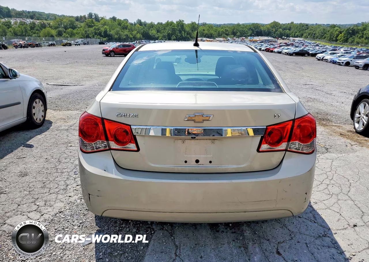2013 Chevrolet Cruze Lt VIN:1G1PC5SB5D7111733 - 6