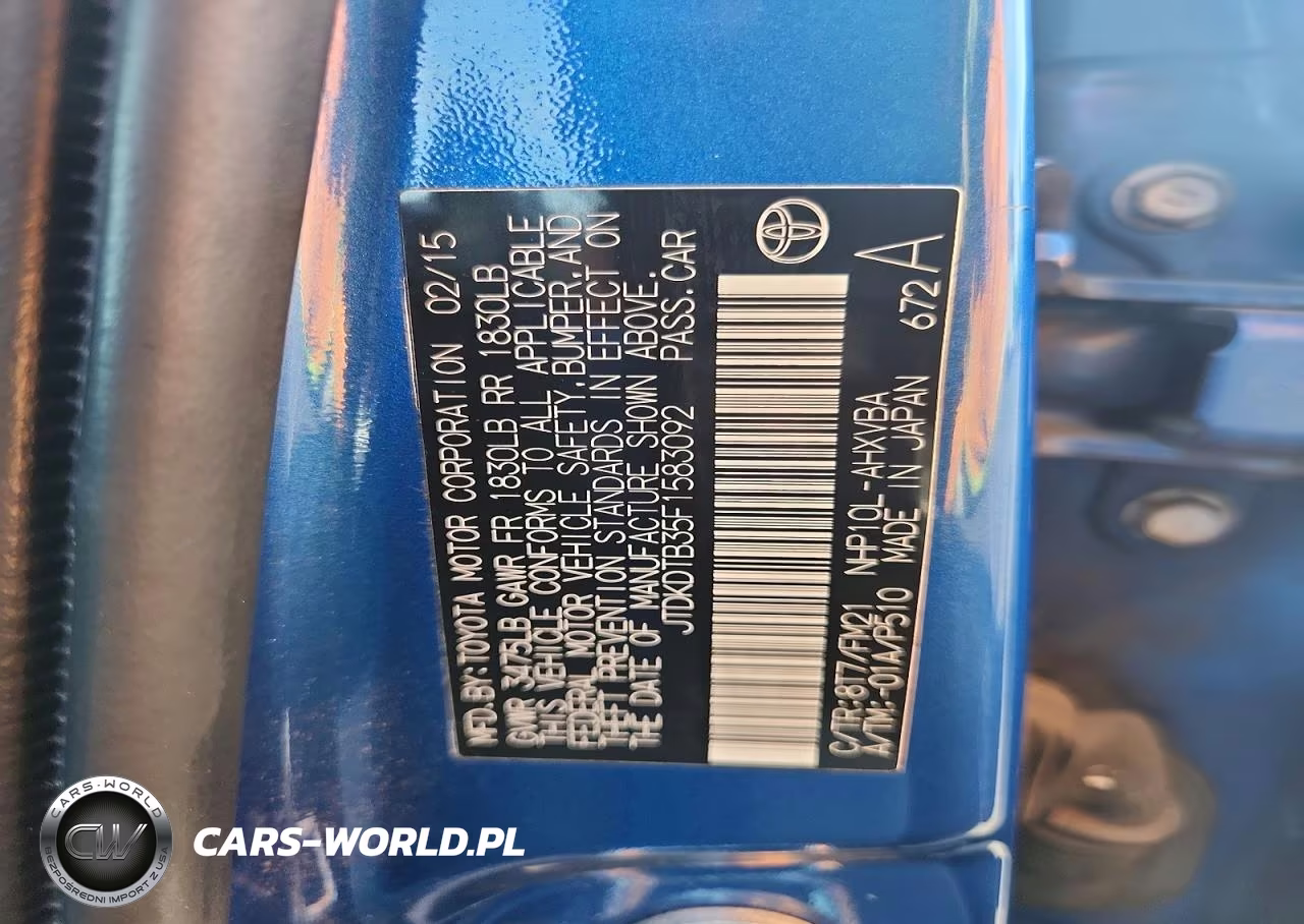 2015 Toyota Prius C Two VIN:JTDKDTB35F1583092 - 12