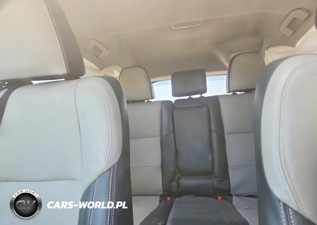 2017 Toyota Rav4 Xle VIN:2T3WFREV8HW382027 - 10