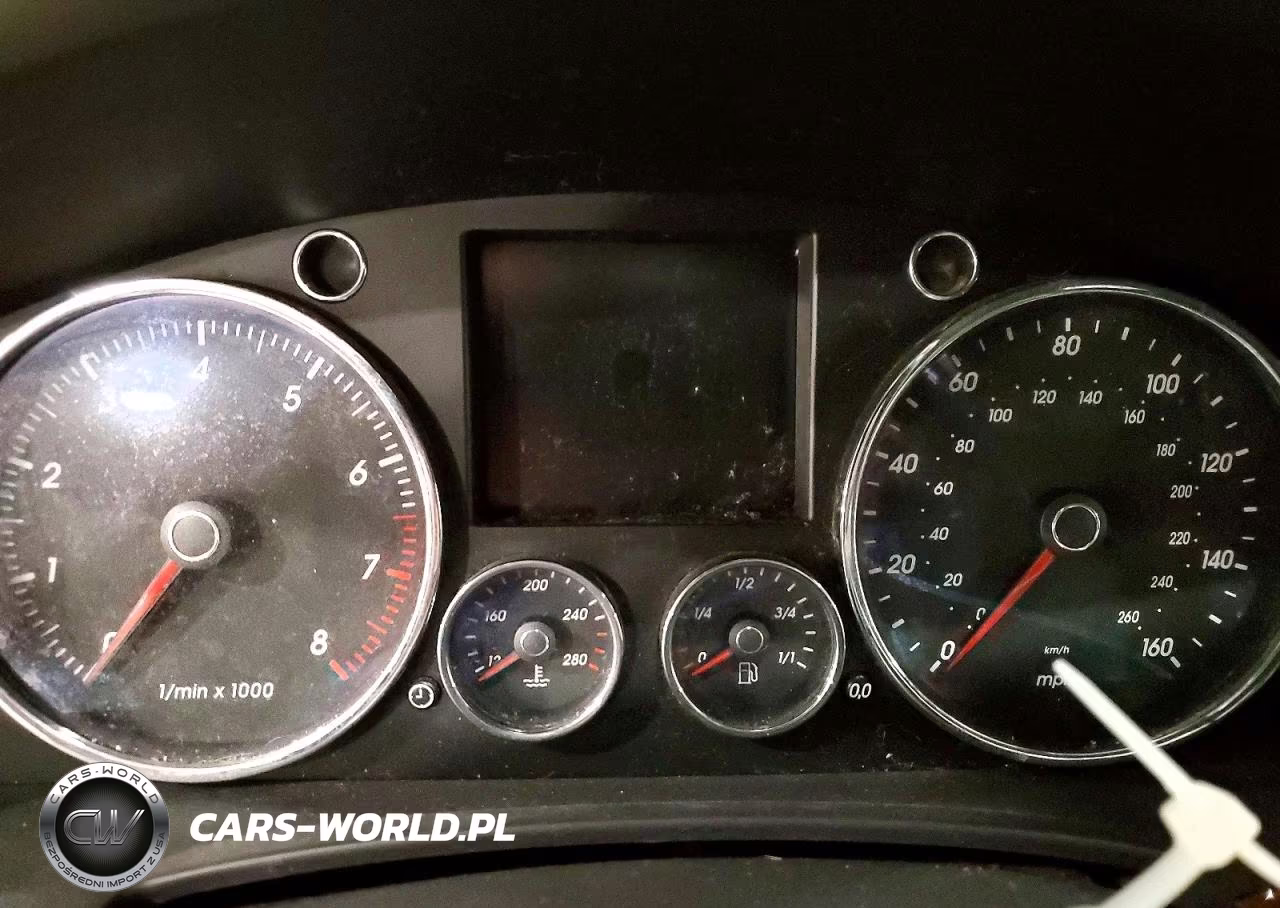2007 Volkswagen Touareg V6 VIN:WVGZE77L57D023502 - 9