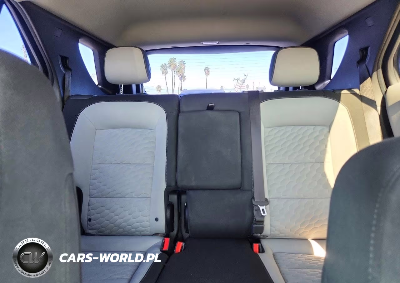 2018 Chevrolet Equinox Ls VIN:2GNAXHEV2J6160643 - 10