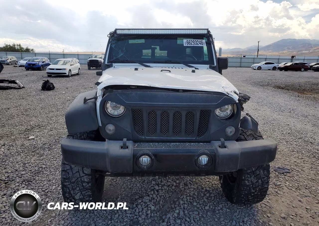 2018 Jeep Wrangler Unlimited Sport VIN:1C4BJWDG4JL849208 - 5
