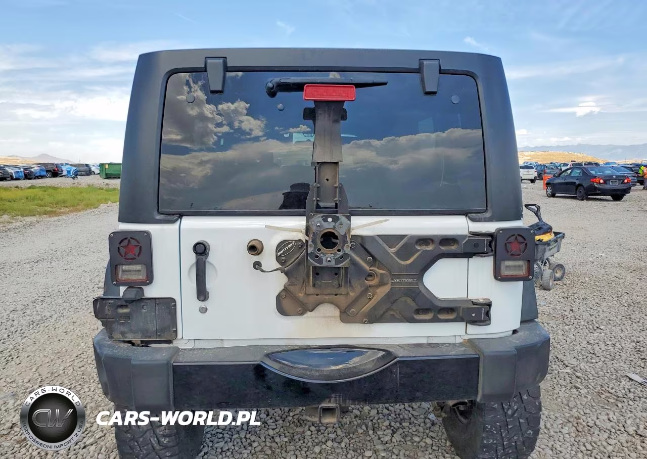 2018 Jeep Wrangler Unlimited Sport VIN:1C4BJWDG4JL849208 - 6