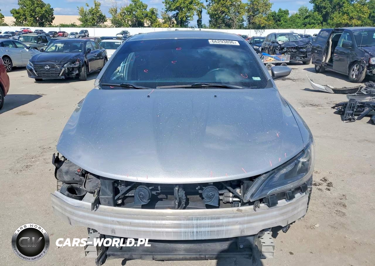 2015 Chrysler 200 S VIN:1C3CCCBG5FN640947 - 5