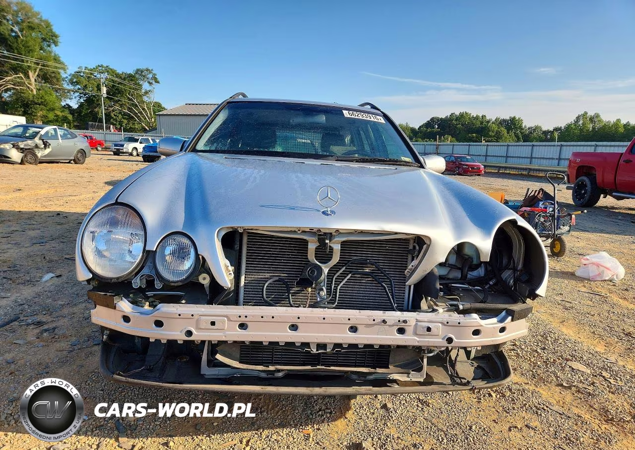 2001 Mercedes-Benz E 320 4Matic VIN:WDBJH82J21X045997 - 5