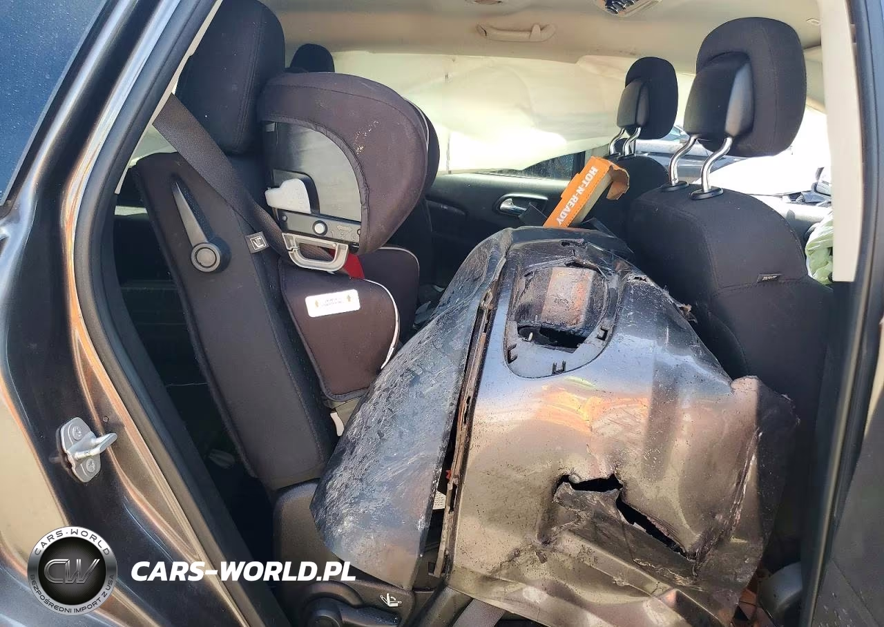 2019 Dodge Journey Se VIN:3C4PDCBB9KT871861 - 10