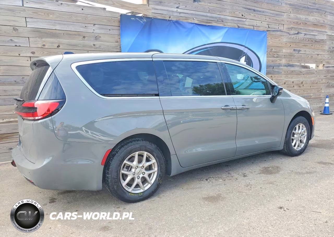 2025 Chrysler Pacifica Select VIN:2C4RC1BG6SR541786 - 3