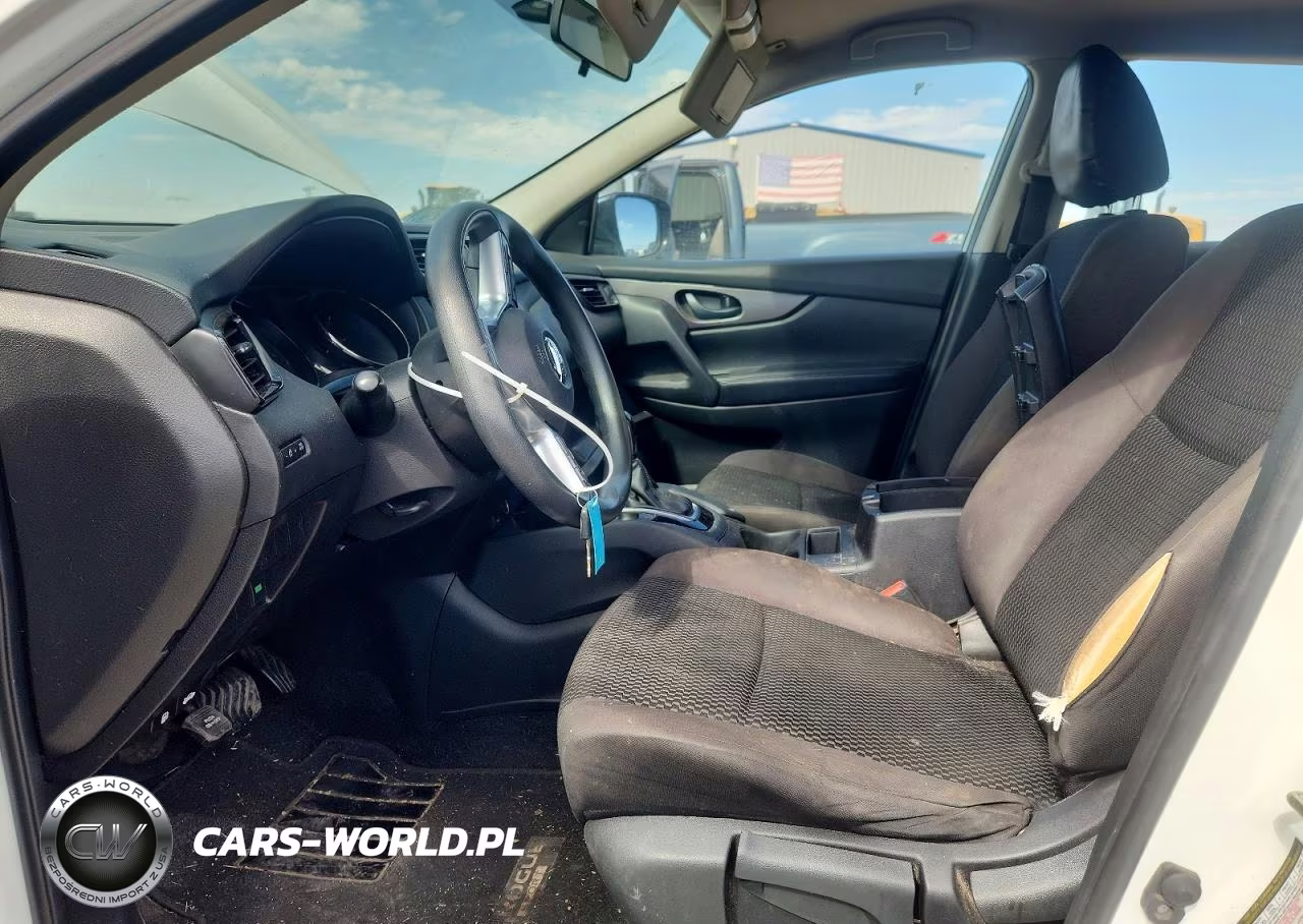 2018 Nissan Rogue Sport S VIN:JN1BJ1CP0JW155556 - 7