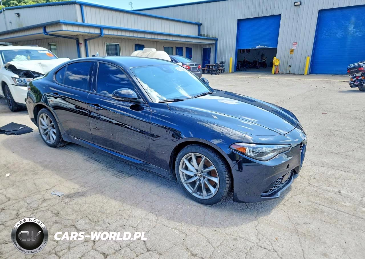 2024 Alfa Romeo Giulia Sprint VIN:ZARFANANXR7677548 - 4