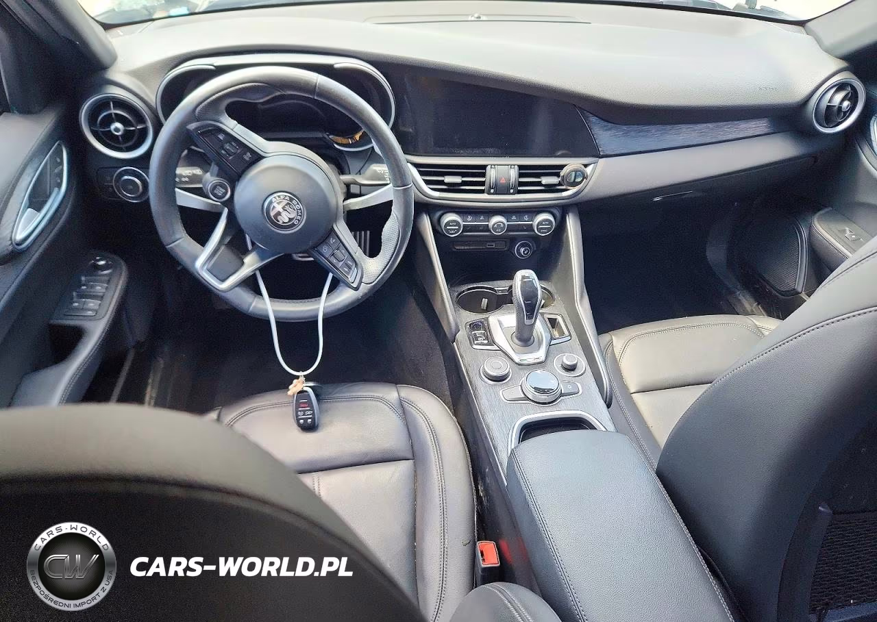 2024 Alfa Romeo Giulia Sprint VIN:ZARFANANXR7677548 - 8