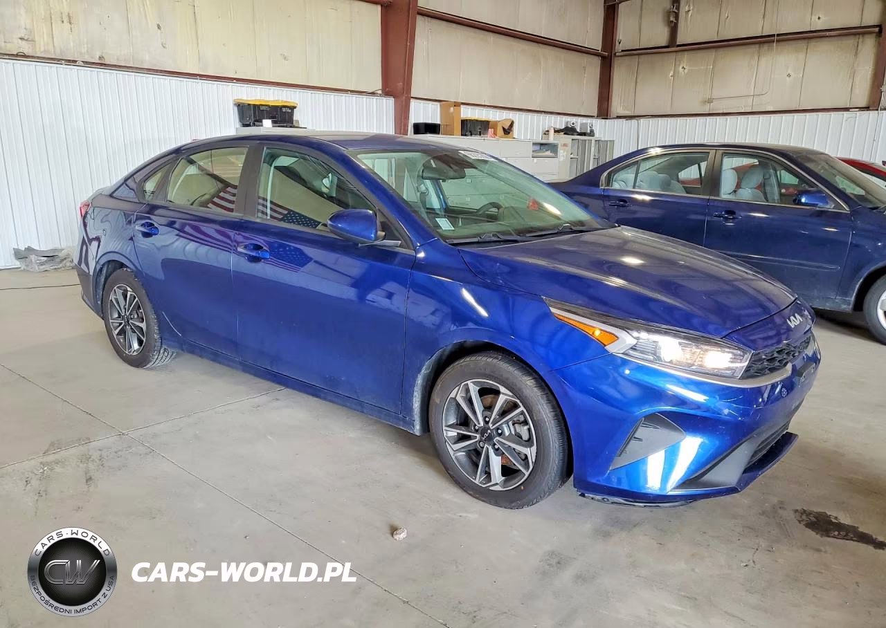 2023 Kia Forte Lxs VIN:3KPF24AD0PE651966 - 4