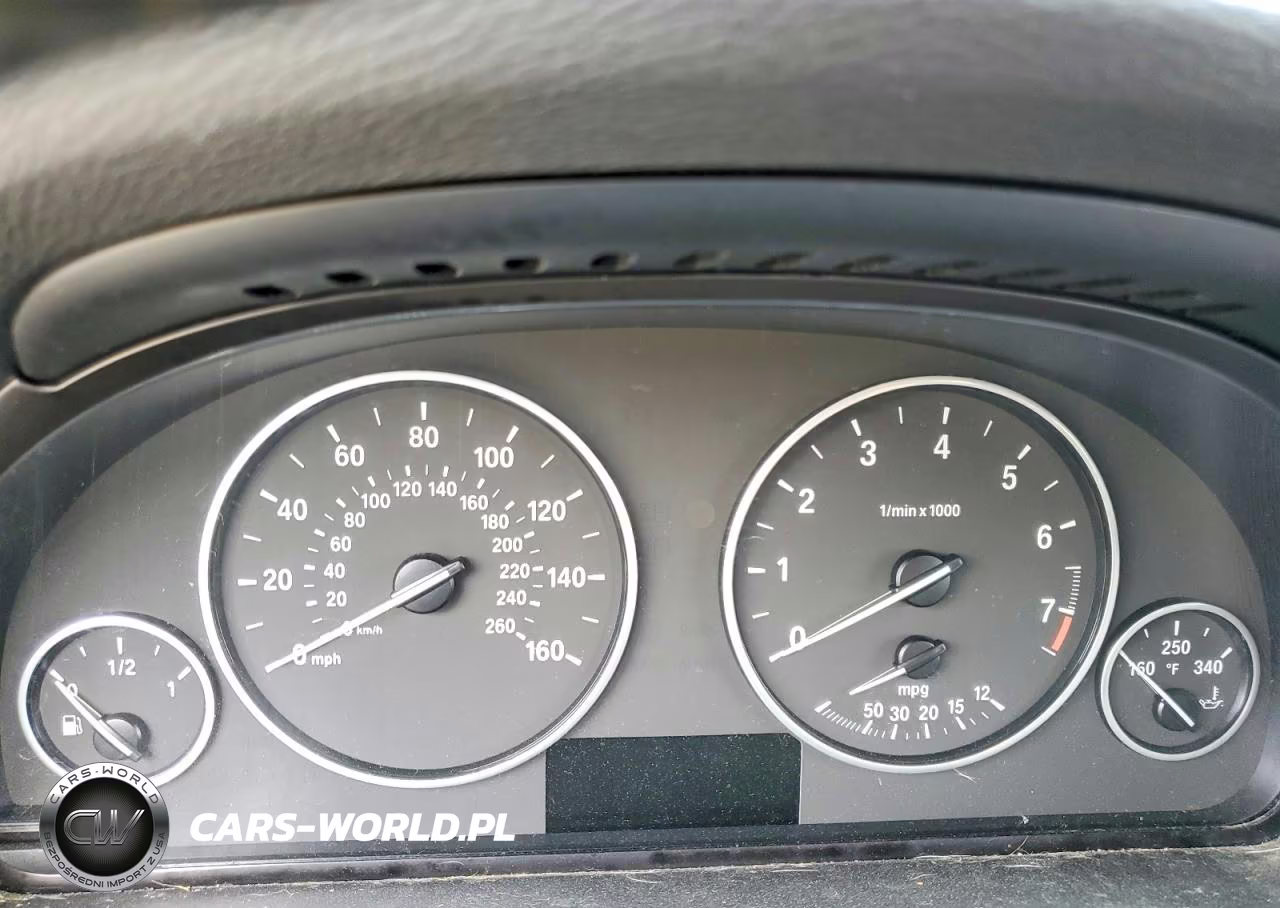 2012 BMW X3 xDrive28I VIN:5UXWX5C52CL725594 - 9