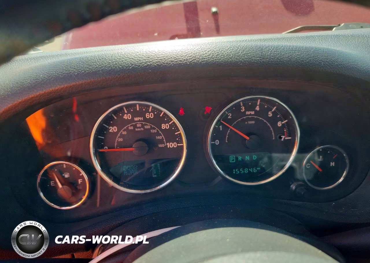 2015 Jeep Wrangler Unlimited Sahara VIN:1C4HJWEG5FL529590 - 9