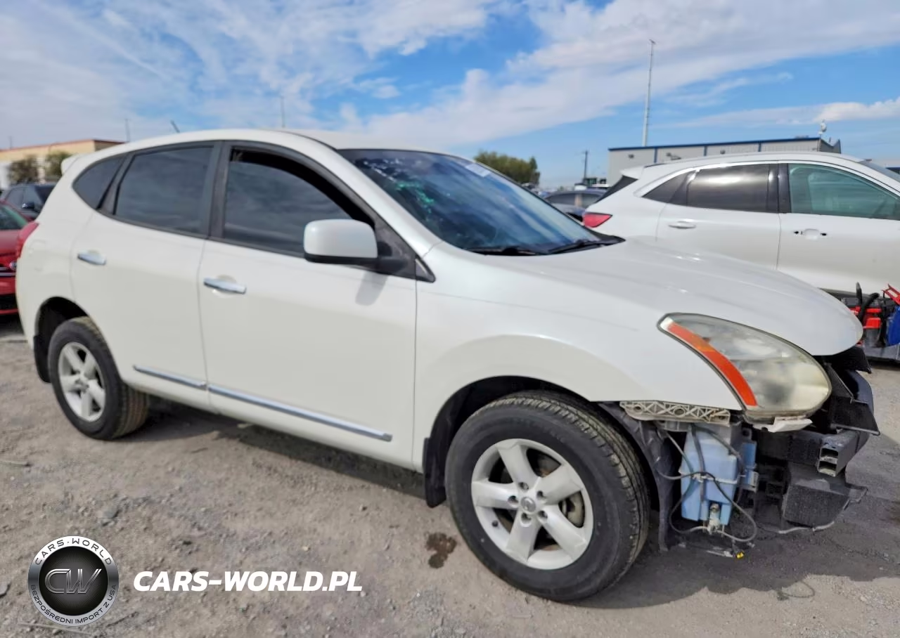 2013 Nissan Rogue S VIN:JN8AS5MT2DW550873 - 4