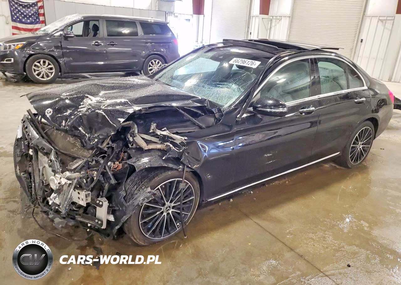 2019 Mercedes-Benz C 300 4Matic – zdjęcie 1 z 13