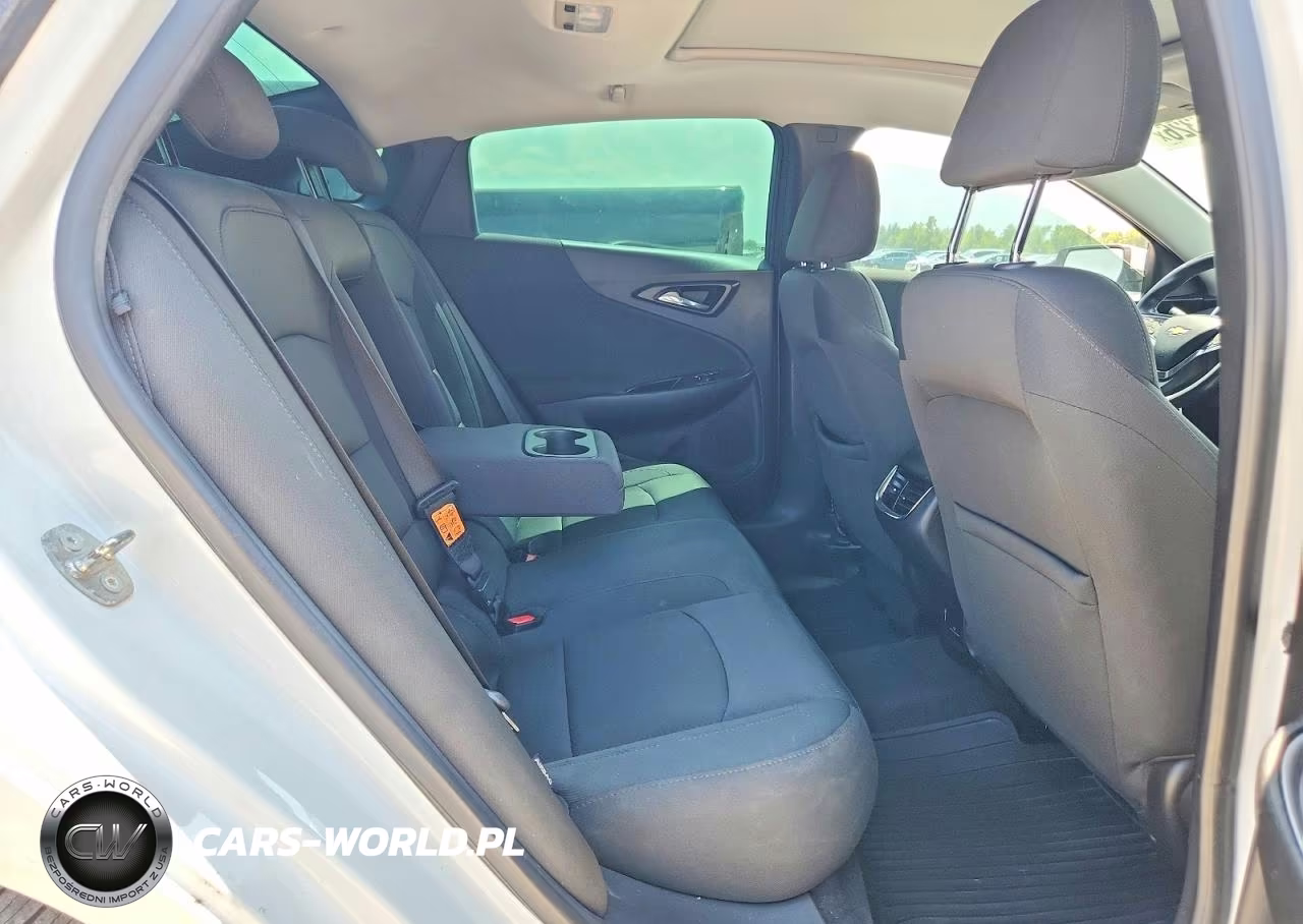 2016 Chevrolet Malibu Lt VIN:1G1ZE5ST2GF348900 - 10
