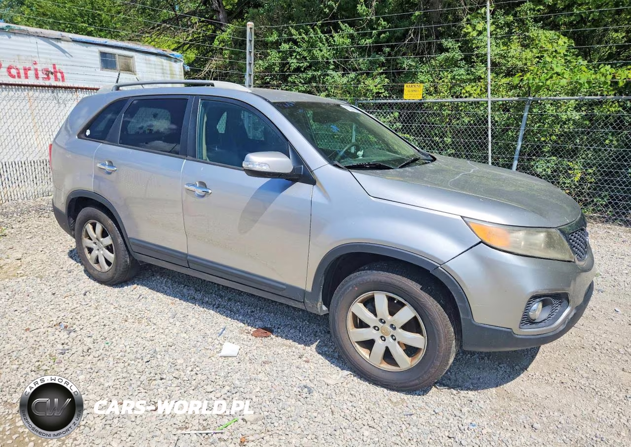 2012 Kia Sorento Lx VIN:5XYKT3A66CG289114 - 4