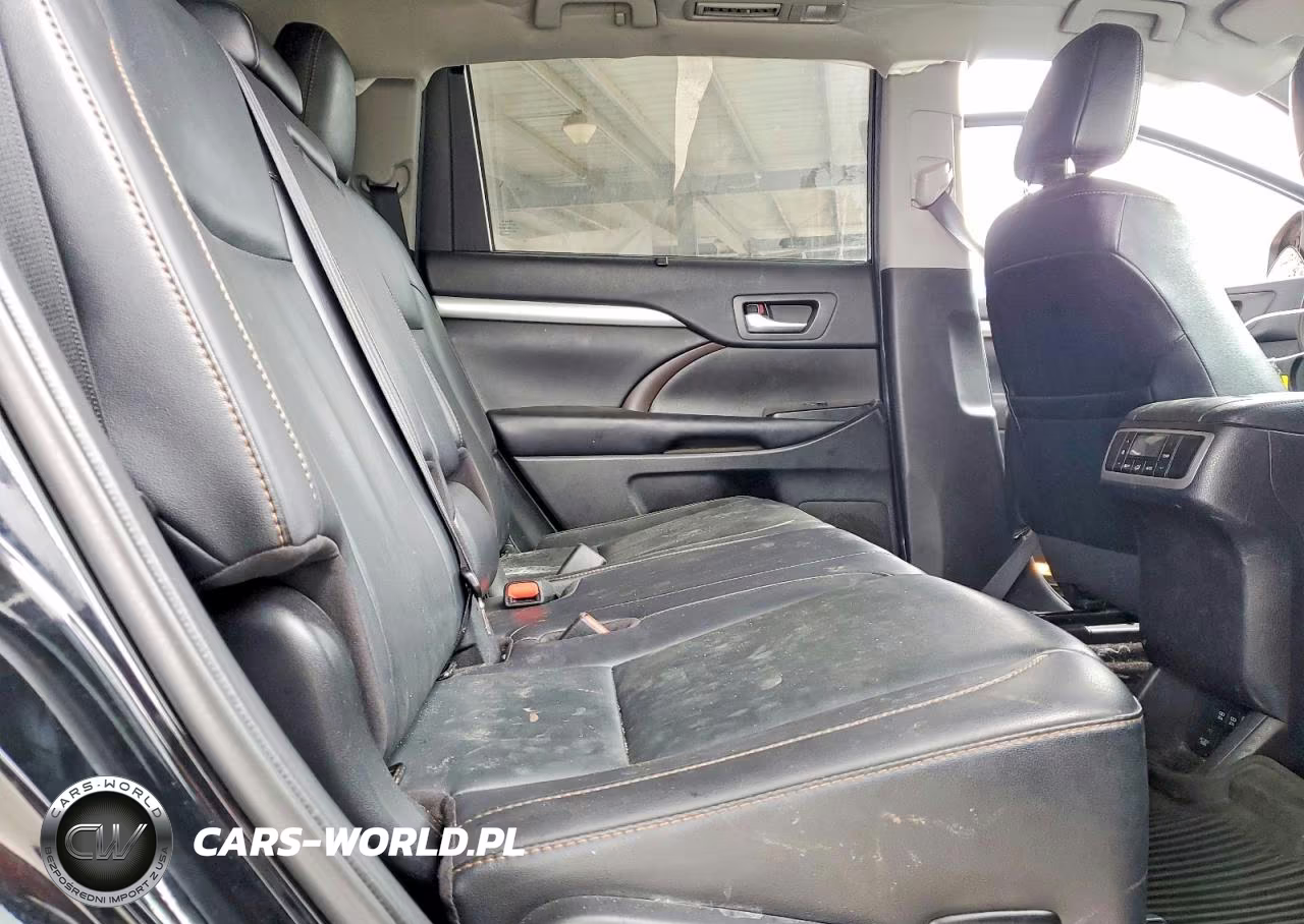 2019 Toyota Highlander Xle VIN:5TDKZRFH6KS345095 - 10