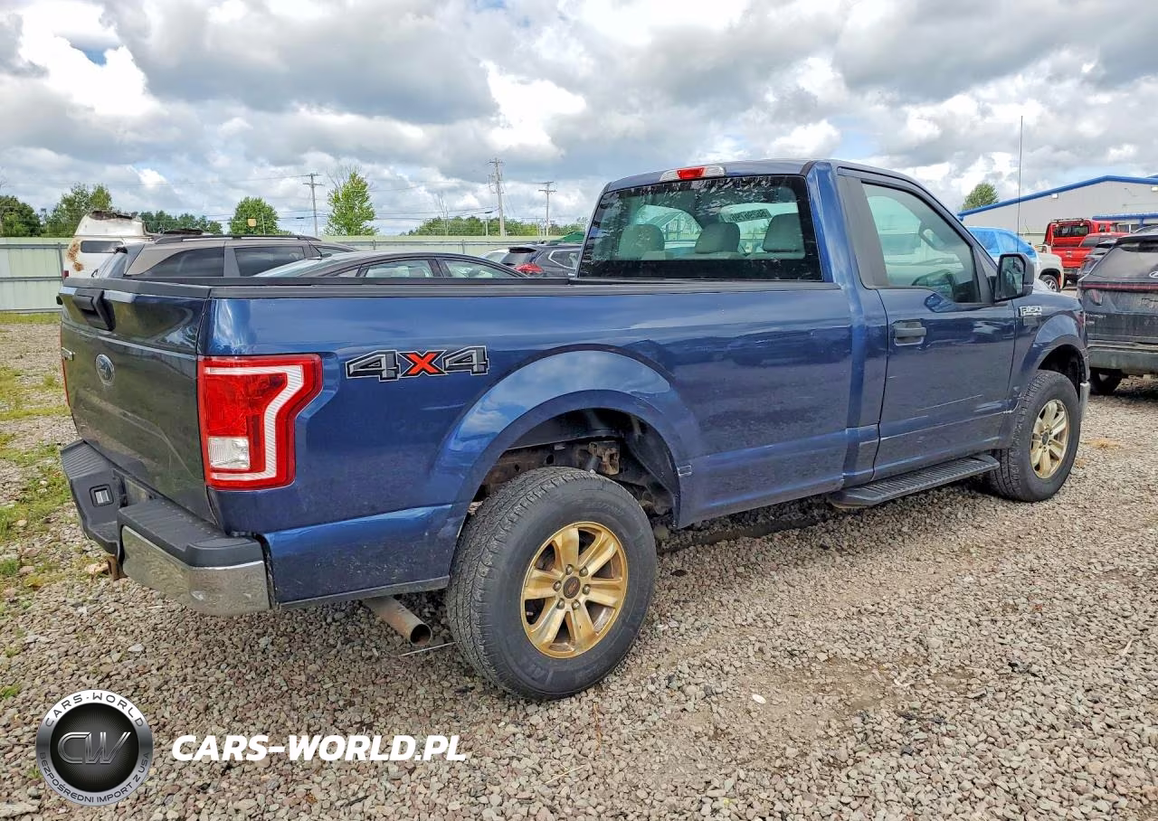 2017 Ford F150 VIN:1FTMF1E84HKC68537 - 3