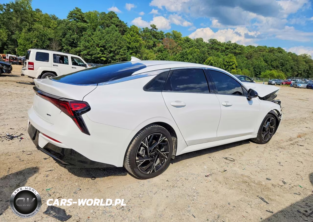 2026 Kia K5 Gt Line VIN:KNAG64J74T5411034 - 3
