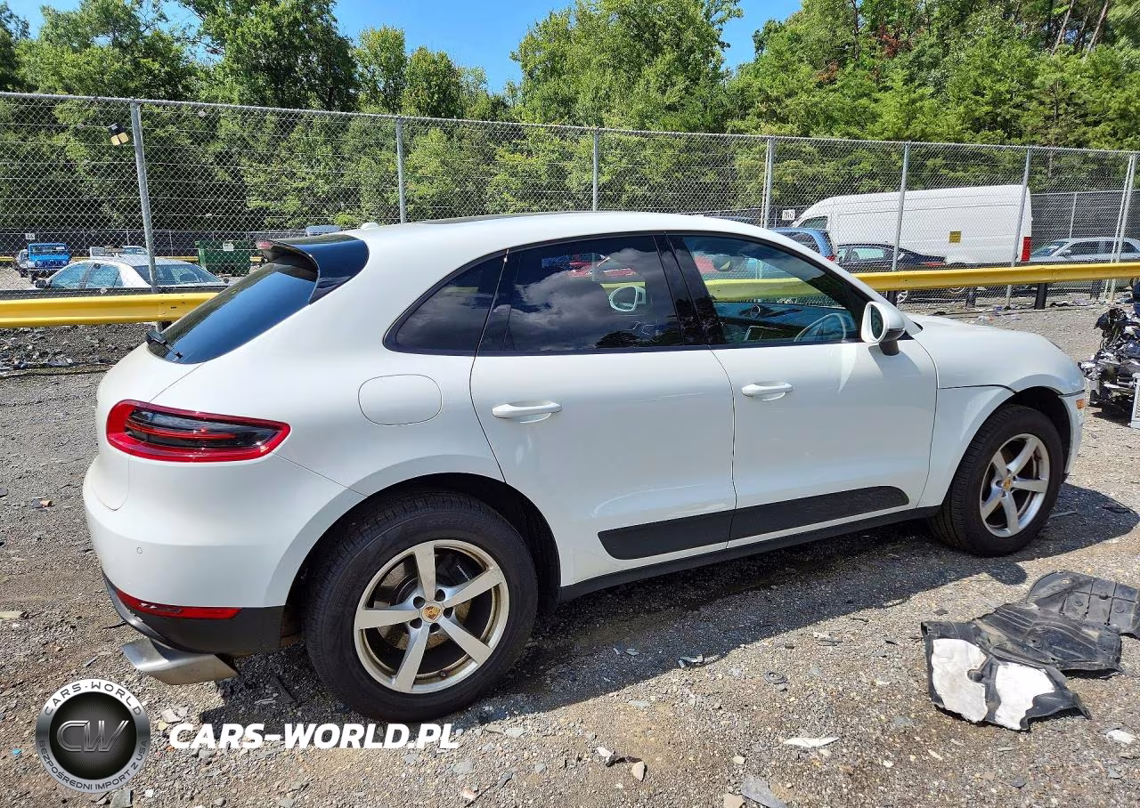 2018 Porsche Macan VIN:WP1AA2A50JLB04414 - 3