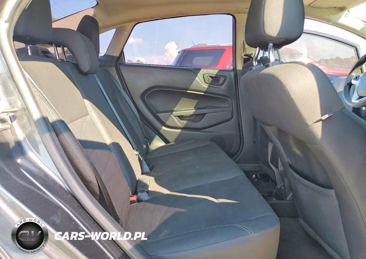 2018 Ford Fiesta Se VIN:3FADP4BJXJM111301 - 10