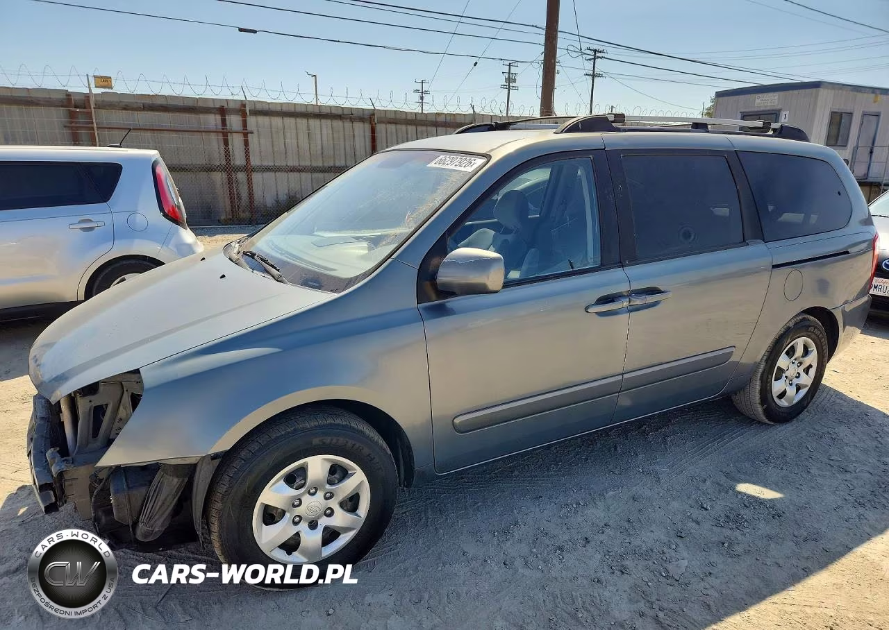 2008 Kia Sedona Lx