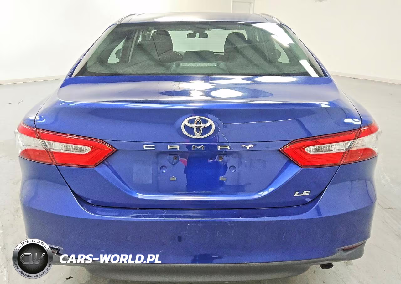 2018 Toyota Camry Le VIN:4T1B11HK8JU596787 - 6