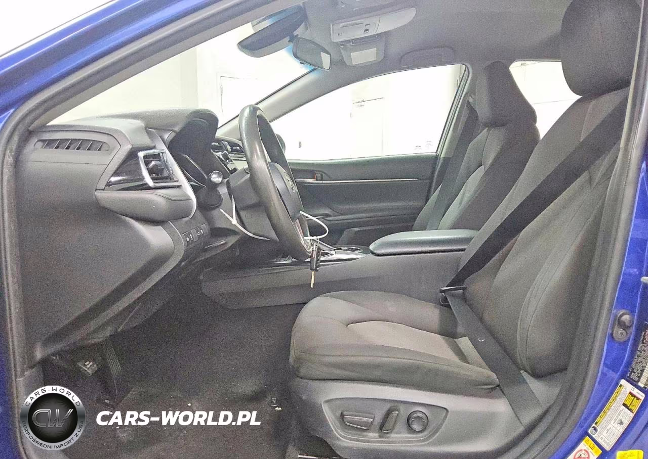 2018 Toyota Camry Le VIN:4T1B11HK8JU596787 - 7