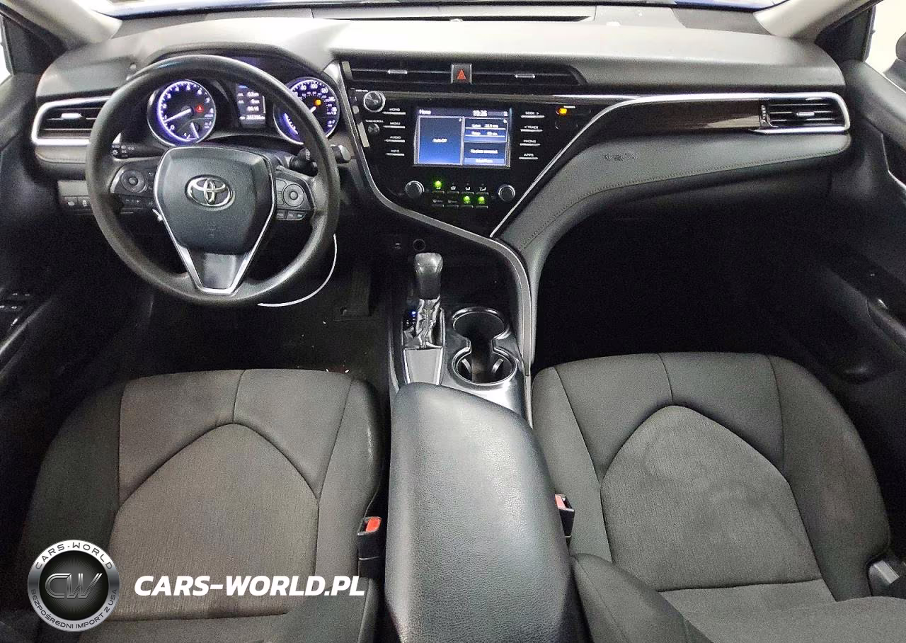 2018 Toyota Camry Le VIN:4T1B11HK8JU596787 - 8