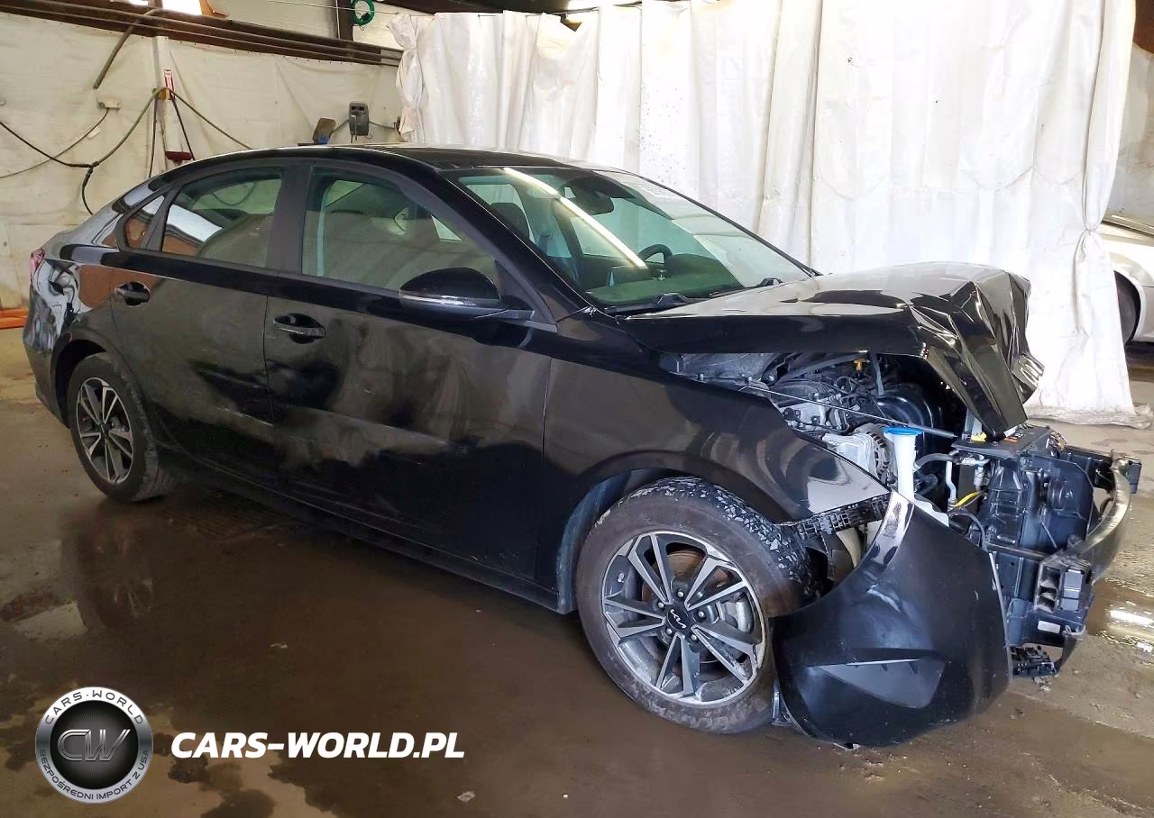 2024 Kia Forte Lxs VIN:3KPF24AD6RE818544 - 4
