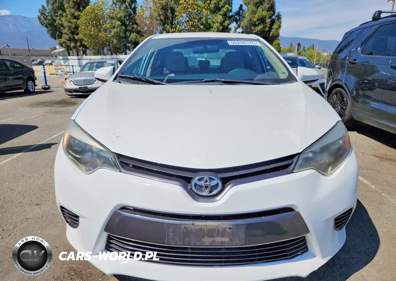 2016 Toyota Corolla Le VIN:5YFBURHE4GP542588 - 5