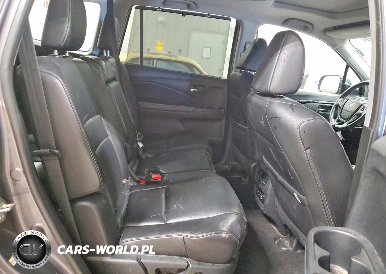 2016 Honda Pilot Touring VIN:5FNYF6H95GB103725 - 11