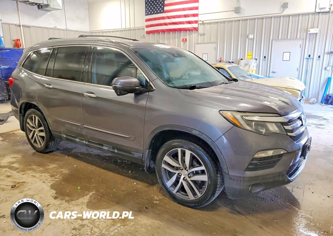 2016 Honda Pilot Touring VIN:5FNYF6H95GB103725 - 4