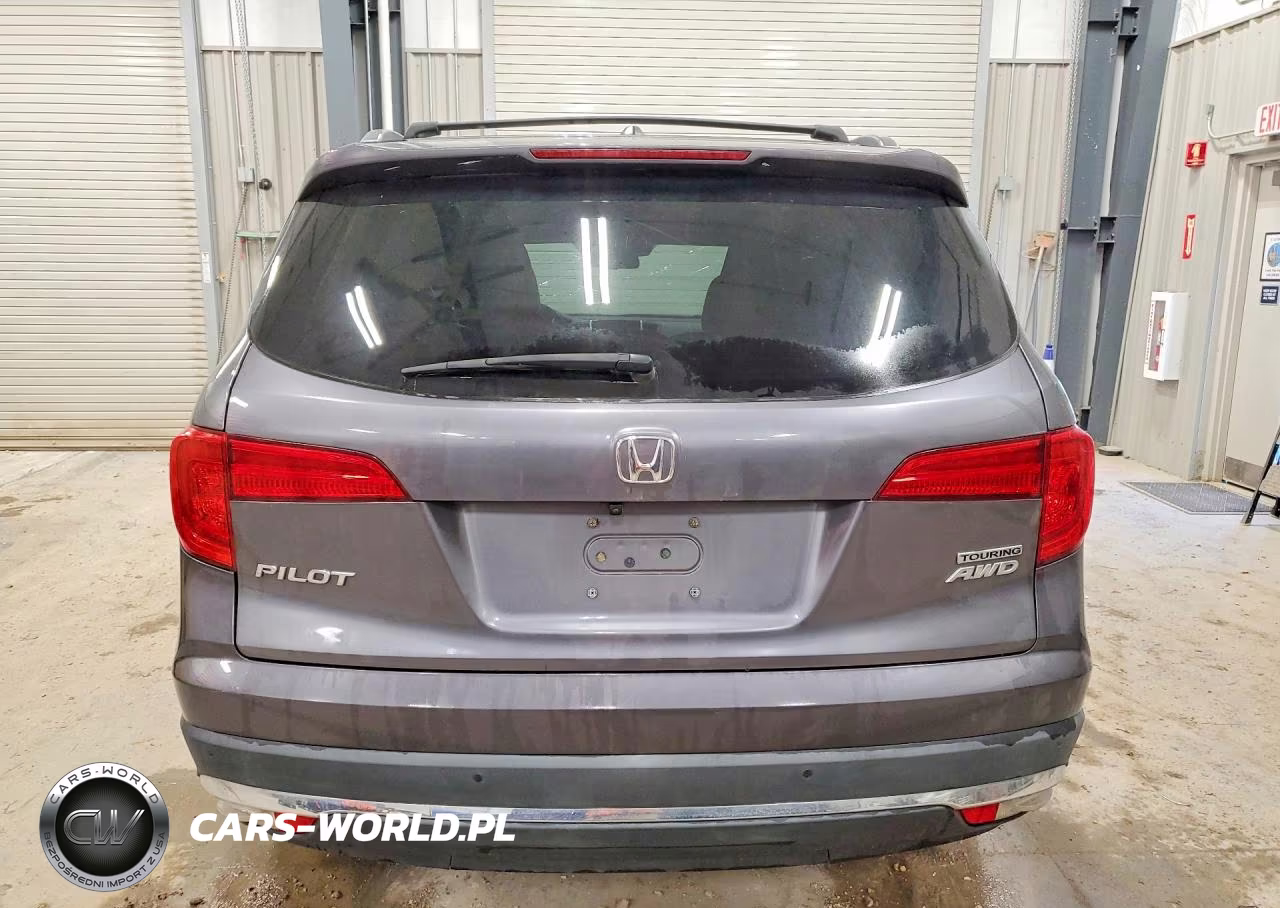 2016 Honda Pilot Touring VIN:5FNYF6H95GB103725 - 6