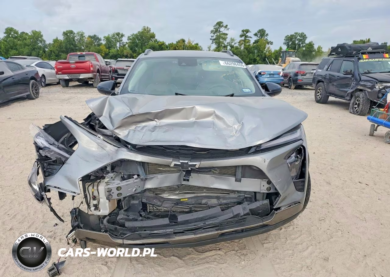 2025 Chevrolet Trax Activ VIN:KL77LKEP6SC274678 - 5